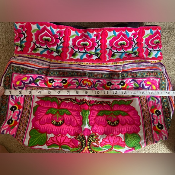 Thai Embroidered Tote Bag - Picture 10 of 11